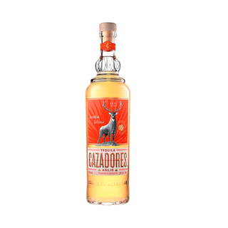 TEQUILA CAZADORES AÑEJO 750ML